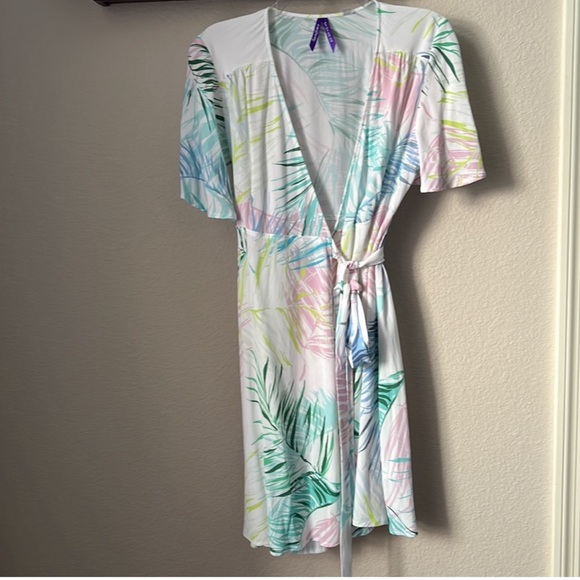 Seraphine Maternity Wrap Dress White Palm Print Size 4US - Picture 4 of 7